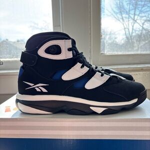 Reebok Shaq Attaq IV (4) Pump Orlando Magic Black and White High-Top Sneakers